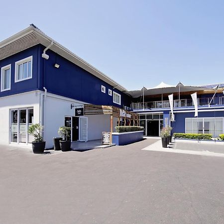 新国小屋及会议中心 帕罗 外观 照片